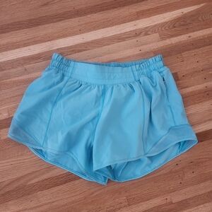 Lululemon Hotty Hot Short 2.5"